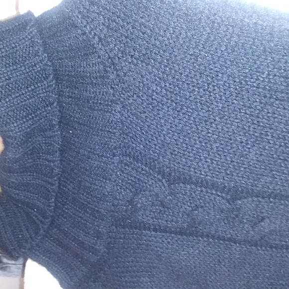 Soft Cashmere Pullover Turtleneck Sweater Sleeveless Sweater in Black, Sz: M. - Picture 7 of 9